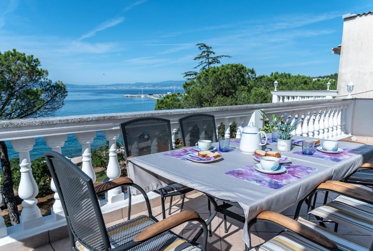 Apartment Bor - On The Beach Malinska Exterior foto